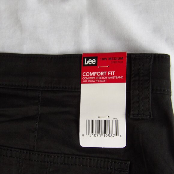 Lee Women's Comfort Fit Capri Pants, Black, 18W Medium, NWT - Picture 9 of 9